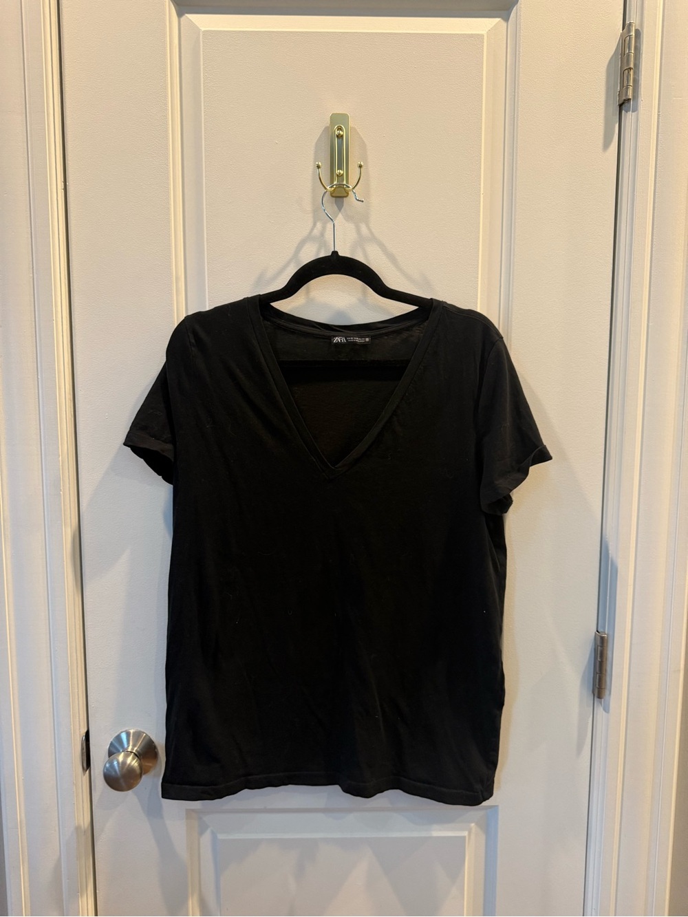 Zara Black V-Neck Short Sleeve Tee